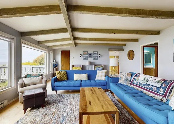 Oceanfront Home With Stunning Views & Private Beach Access - Dogs Ok